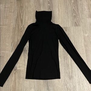 Black ribbed turtleneck